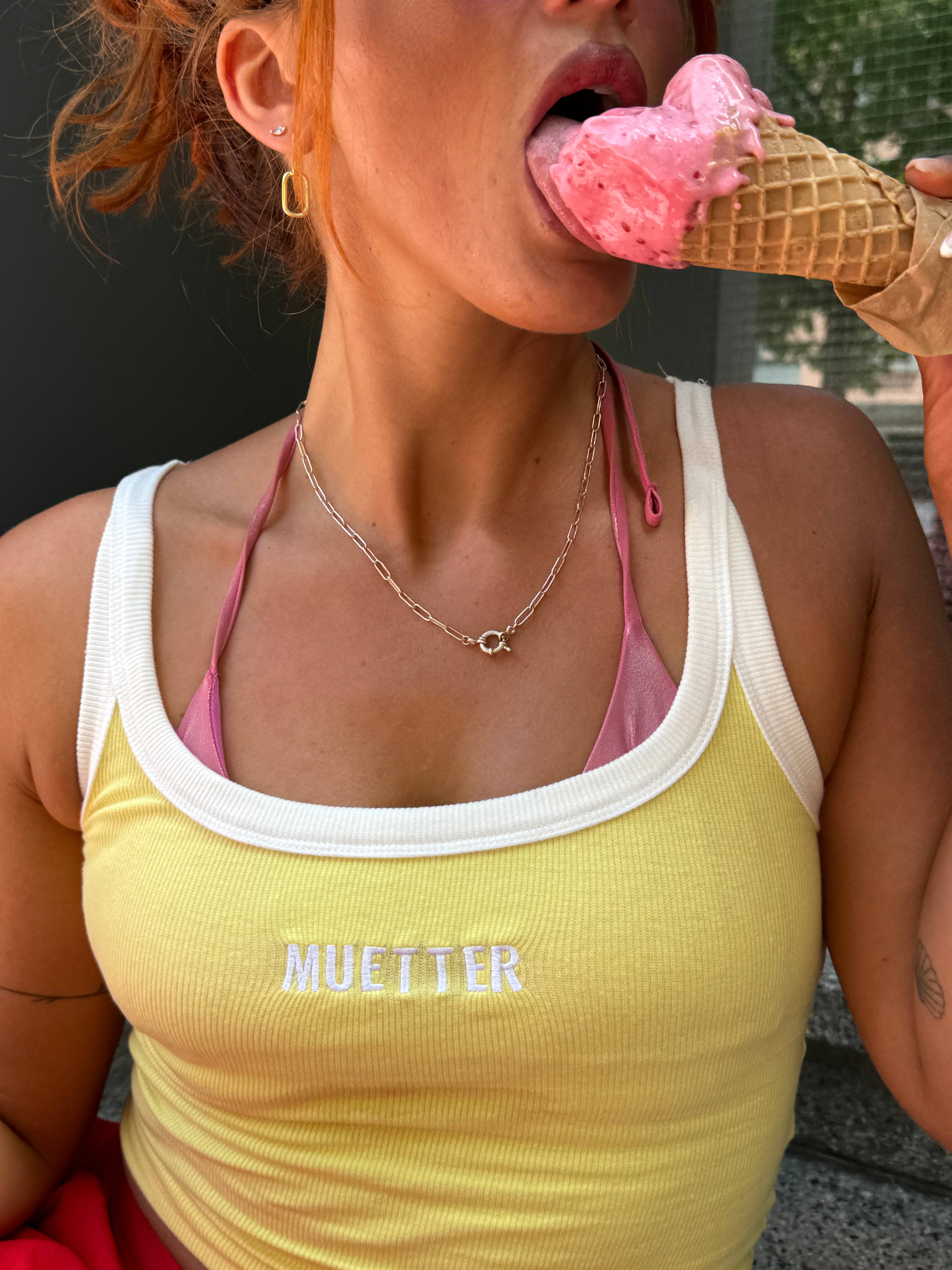 MUETTER CROP COLOUR POP!